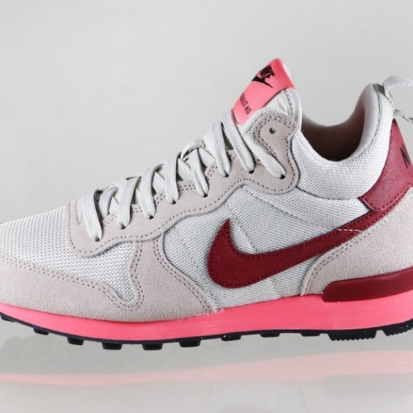 Nike Internationalist Burgundy Trainers Nike Internationalist Burgundy Trainers